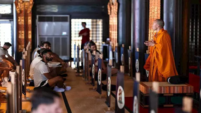 زيارة صلاح لمعبد إيكوين