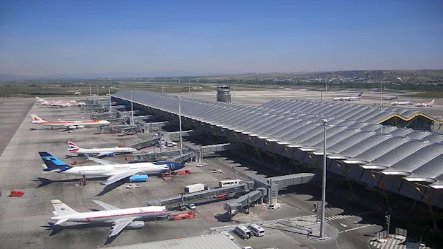 مطار شيريميتيفو