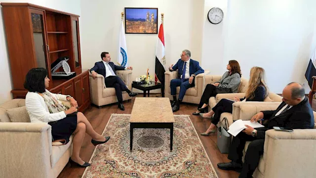 كريم بدوي  يستقبل وفد شركة شل العالمية