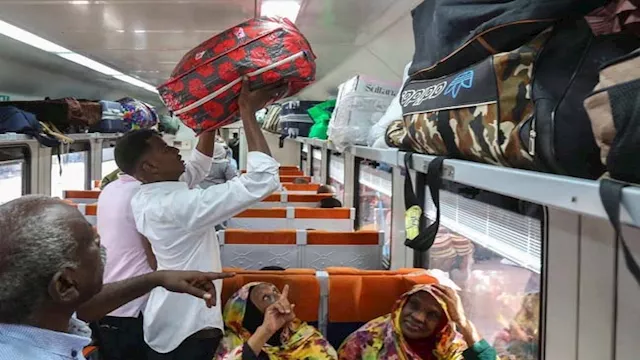 قطار عودة السودانيين