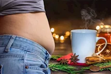 تستحق التجربة- 3 وصفات بالشاي لعلاج الانتفاخ