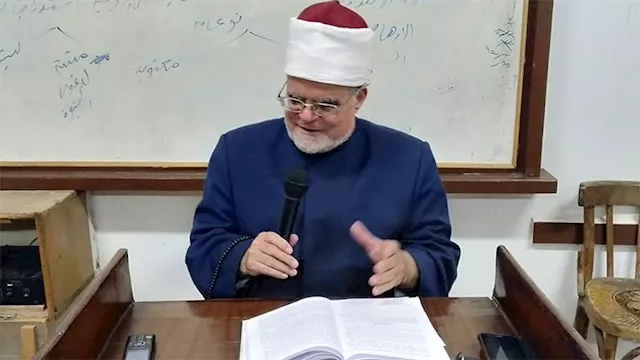 الدكتور عطية لاشين                                