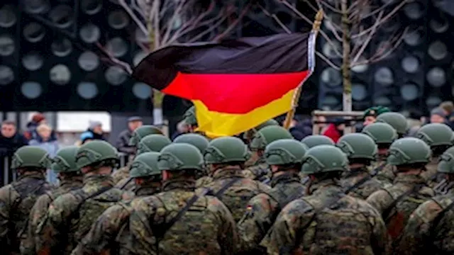 برلين تعزيز قوتها العسكرية