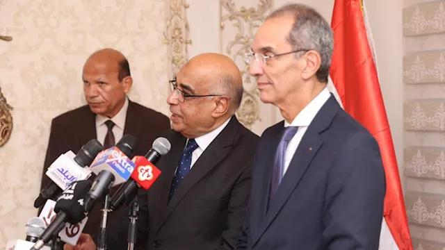 وزيرا الاتصالات والعدل يطلقان منظومة التقاضي عن بُ