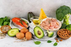 لوجه مُشرق.. أطعمة تمنح البشرة الريتينول طبيعيًا