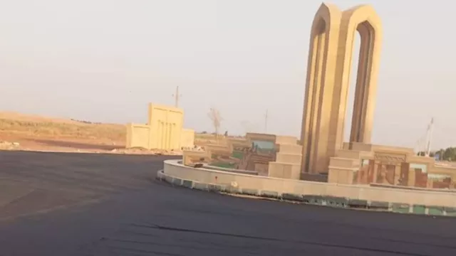 تطوير الطرق بمركز بلاط