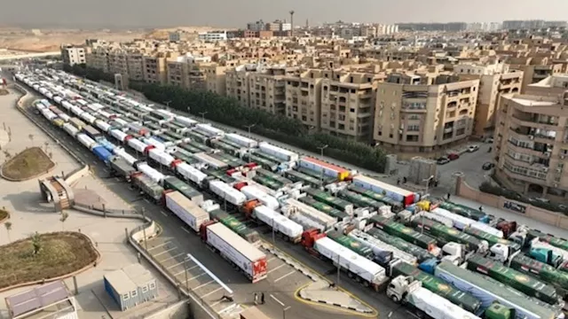 المساعدات الإنسانية إلى قطاع غزة