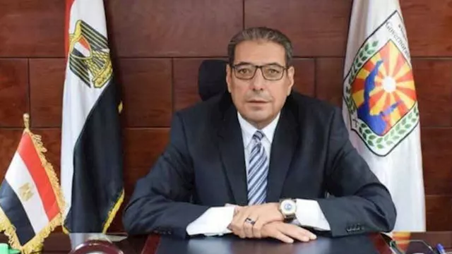 عادل عَتلم وكيل وزارة التربية والتعليم بالمحافظ