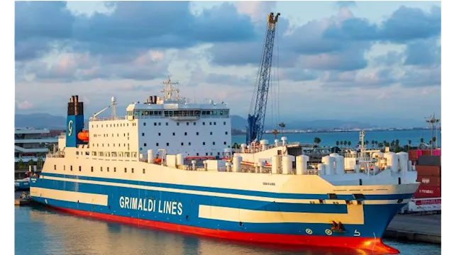 السفينة الكلوديا اكسربيس