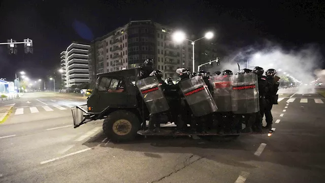 الاحتجاجات التي تشهدها صربيا 