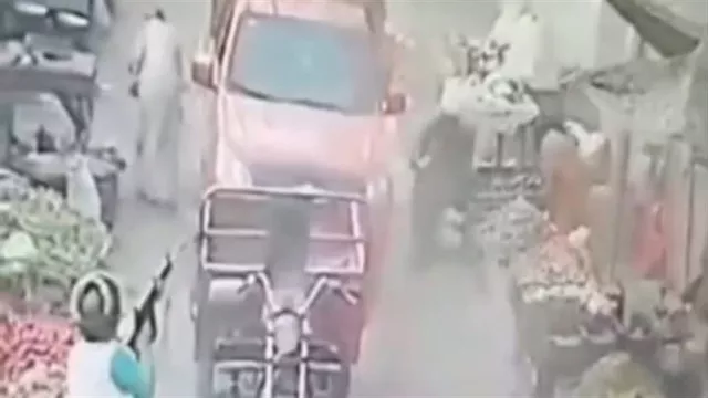 مشاجرة مسلحة داخل ''سوق الجمعة'' بقرية أبودياب شرق