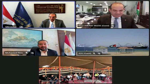 عملية إنزال نظام الكابل البحري عالى السعة