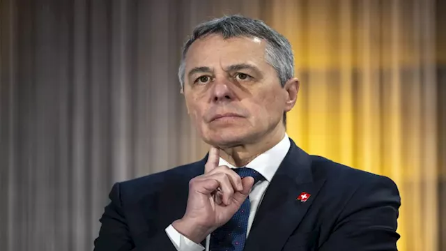 وزير الخارجية السويسري إينياتسيو كاسيس