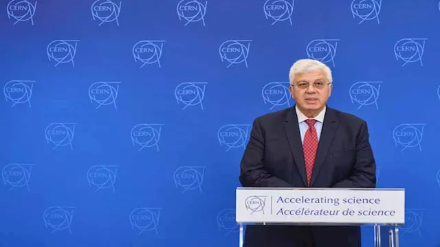 الدكتور أيمن عاشور وزير التعليم العالي