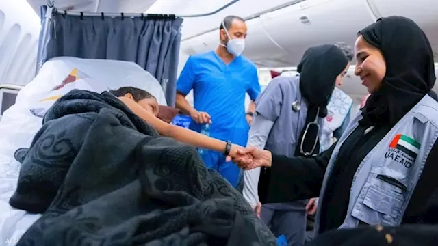 الإمارات تخلي 155 مصابًا ومريضًا من غزة برفقة ذويه