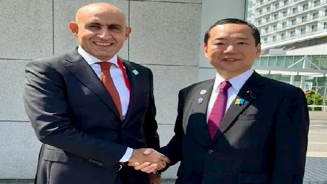 الوزير يشيد بالتجربة المشتركة