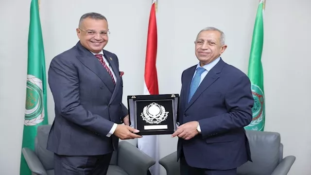 تكريم محافظ جنوب سيناء