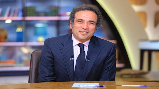 الدكتور عمرو حمزاوي