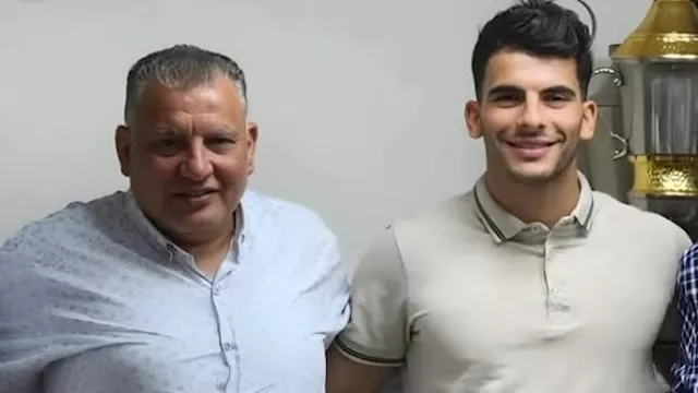 زيزو ووالده