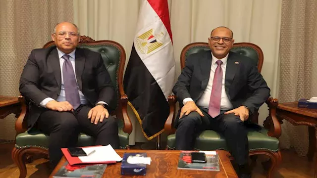 وزير العمل يلتقي سفير مصر بالكويت