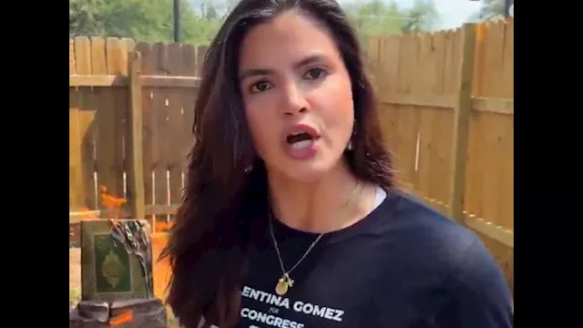 مرصد الأزهر يدين حرق مرشحة للكونجرس للمصحف