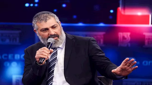 الإعلامي الإسرائيلي تسفي يحزقيلي