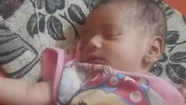 العثور على رضيعة ملقاة أمام مسجد في الأقصر