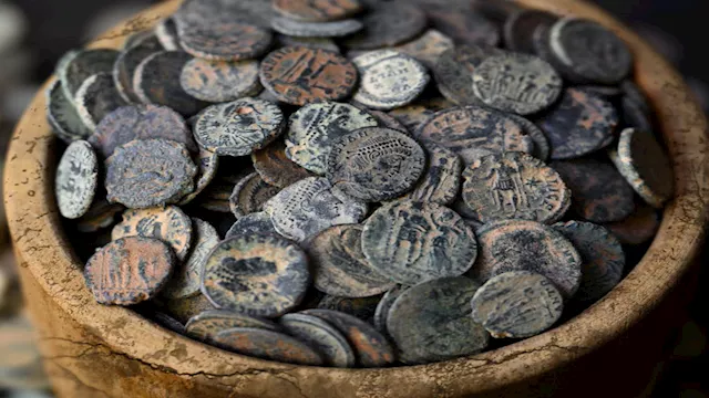 عملة ذهبية نادرة تكشف أسرار ملكة مصر القديمة