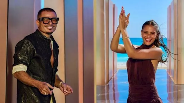 جنا ووالدها عمرو دياب