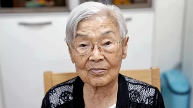 لي جونج سون، 88 عاماً، إحدى الناجيات من القنبلة ال