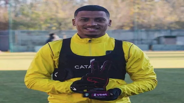 البرازيلي خوان ألفينا بيزيرا