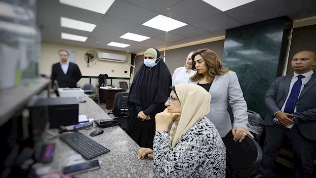وزيرة التنمية المحلية تقوم بجولة مفاجئة على حي الم