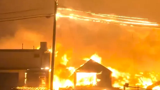 حرائق هائلة تلتهم آلاف الأفدنة شمال لوس أنجلوس 