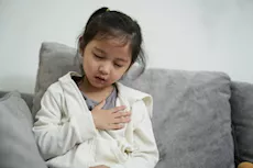 للأمهات- 6 علامات تكشف إصابة طفلِك بانسداد الشرايين