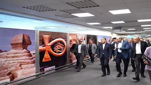 ''مدبولي'' يتفقد تطوير مطار سفنكس الدولي 