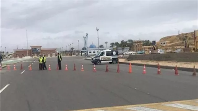 غلق كلي لطريق الواحات أسفل كوبري زويل