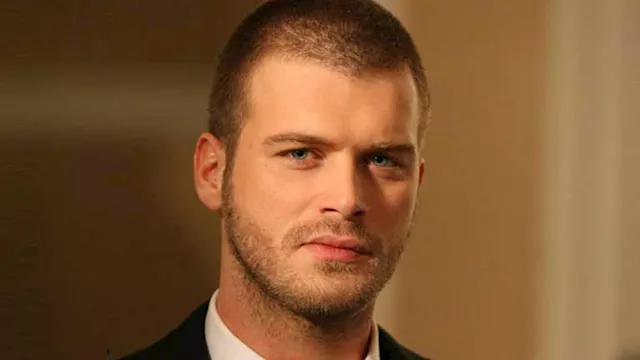 الفنان التركي كيفانش تاتليتوغ