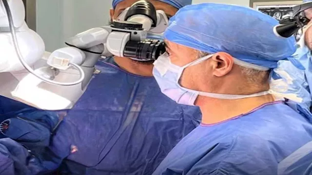 نجاح أول جراحة دماغية