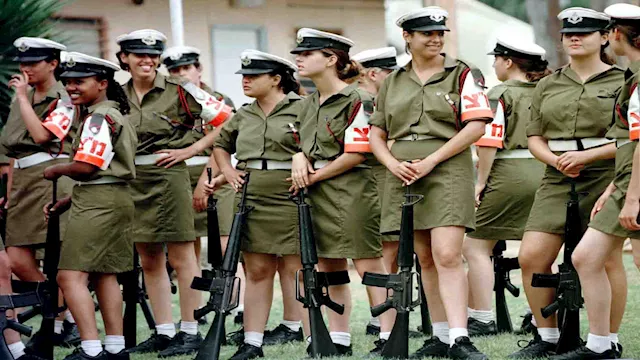 عميلات الموساد