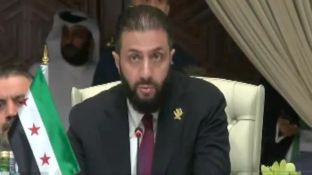 الرئيس السوري أحمد الشرع