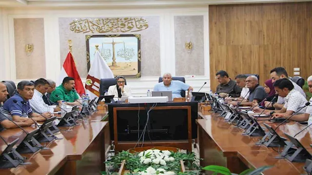 محافظ الوادي الجديد يتابع الاستعدادت للعام الدراسي