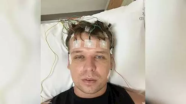 رجل يعيش عامين كاملين بلا نوم