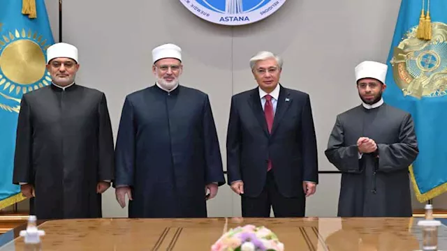 الرئيس الكازاخي والوفد الأزهري