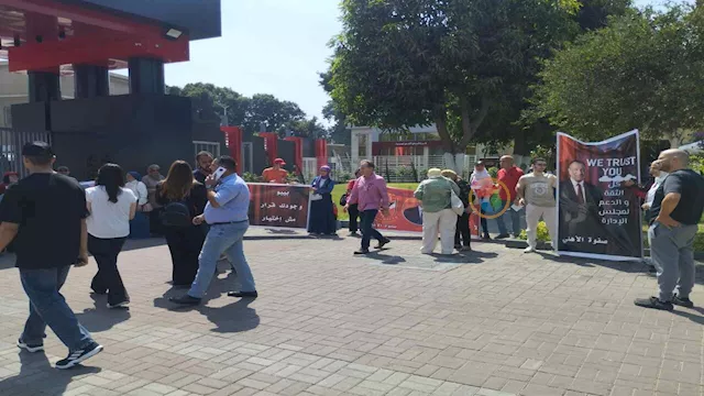 لافتات للخطيب في الجمعية العمومية للأهلي  (2)