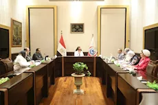 الصحة تراجع نظام الإحالة الطبية لمصابي الإيدز لضمان السرية