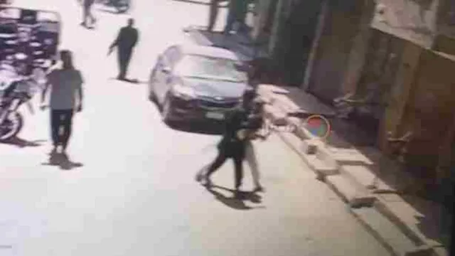 لحظة ذبح سائق ترسا في الكوم الأخضر                