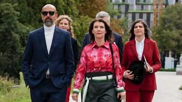 ظهور نائبة هولندية ترتدي قميصًا يجسد العلم الفلسطي