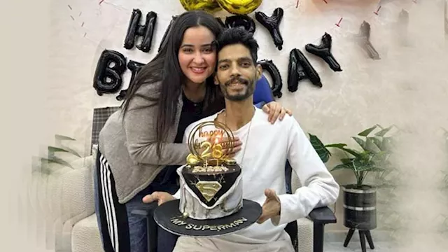 هبة التركي زوجة الراحل إبراهيم شيكا 