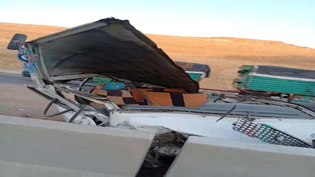 حادث انقلاب ميكروباص                              