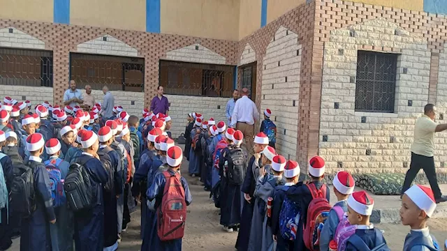 طلاب المعاهد الأزهرية